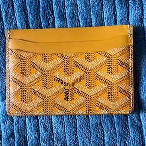 GOYARD
Goyardine Saint Sulpice Card Holder Yellow